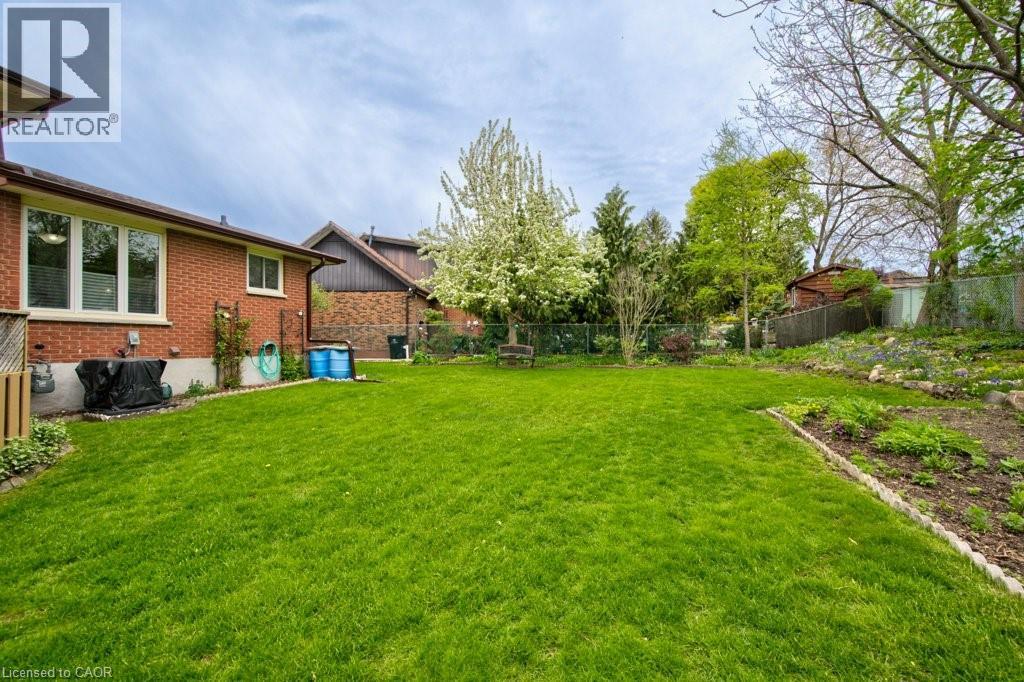 34 WESTWOOD Crescent thumbnail 45