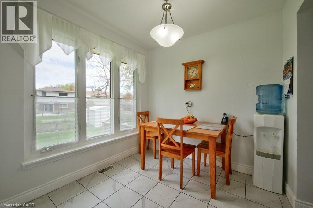 34 WESTWOOD Crescent thumbnail 7