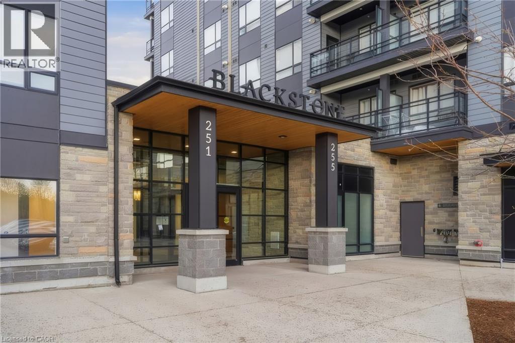 251 NORTHFIELD Drive E Unit# 312 thumbnail 4