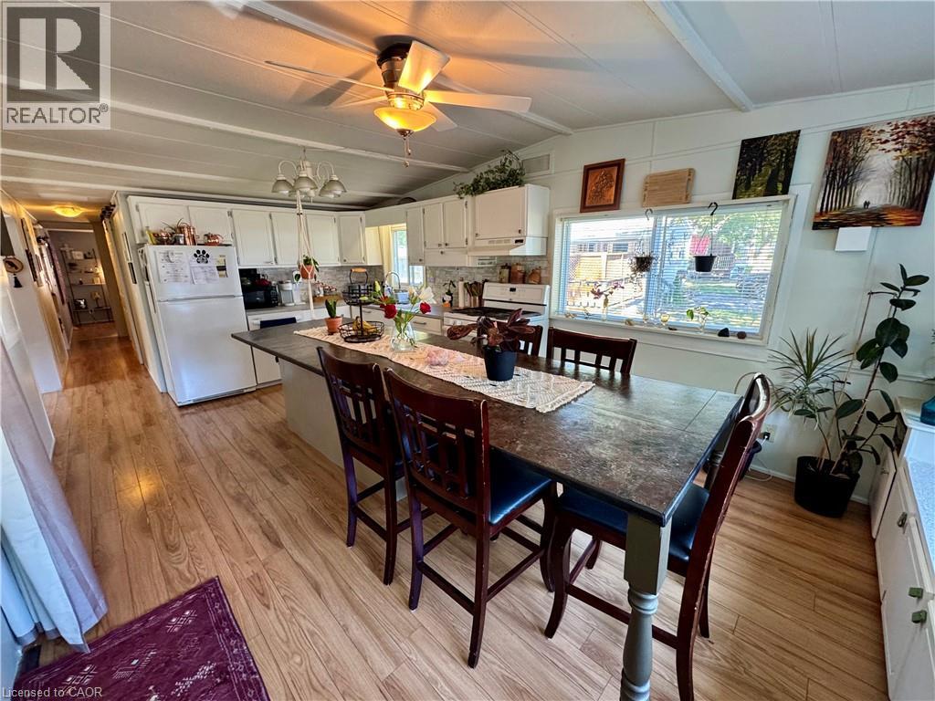580 BEAVER CREEK Road Unit# 243 thumbnail 9