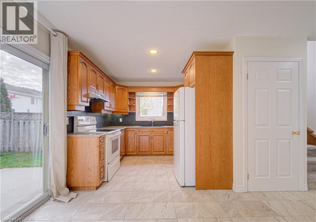 225 DARTMOOR Crescent thumbnail 10