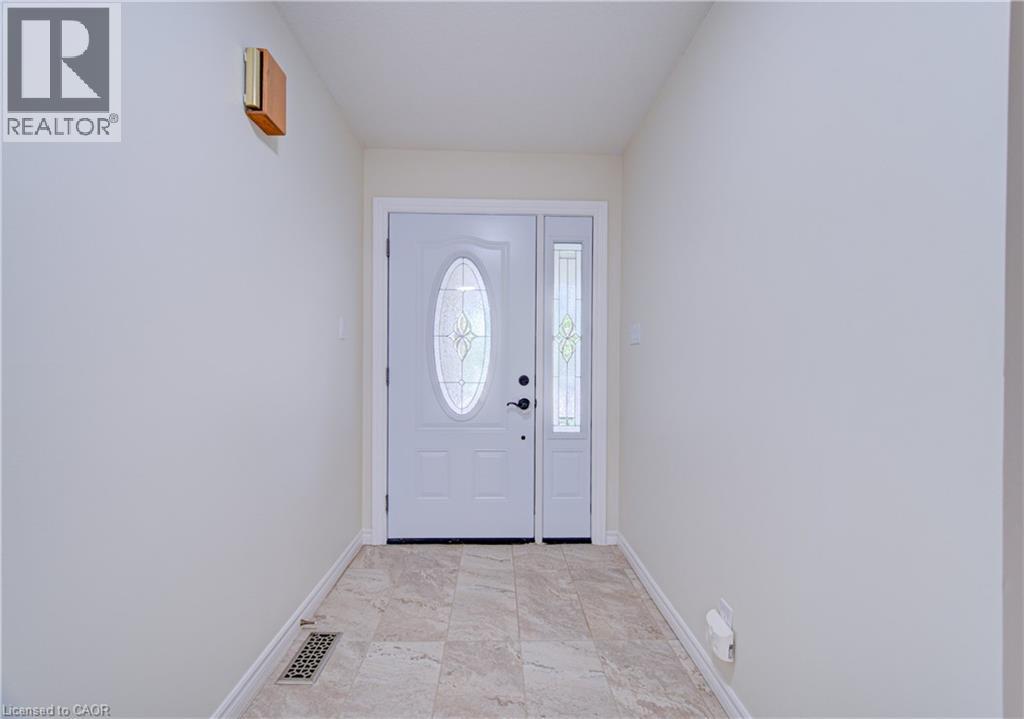 225 DARTMOOR Crescent thumbnail 6