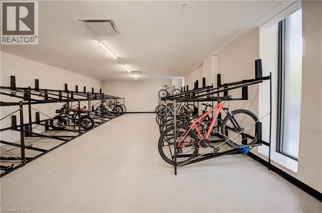 741 KING Street W Unit# 1504 thumbnail 43