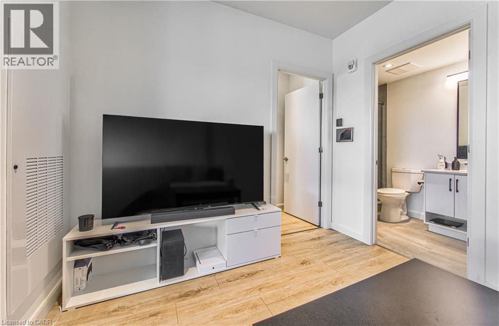 741 KING Street W Unit# 1504 thumbnail 13