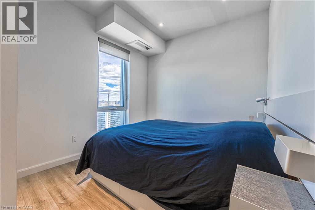 741 KING Street W Unit# 1504 thumbnail 15