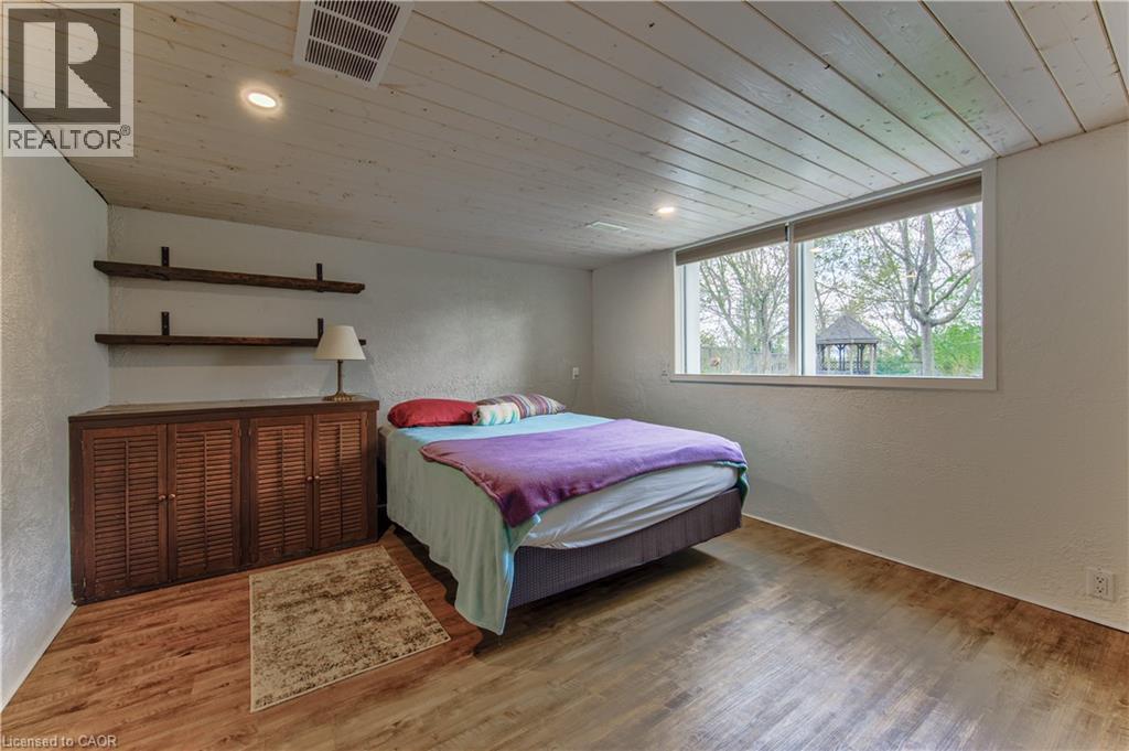 74 LEASIDE Place thumbnail 28