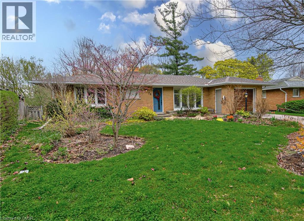 74 LEASIDE Place thumbnail 3