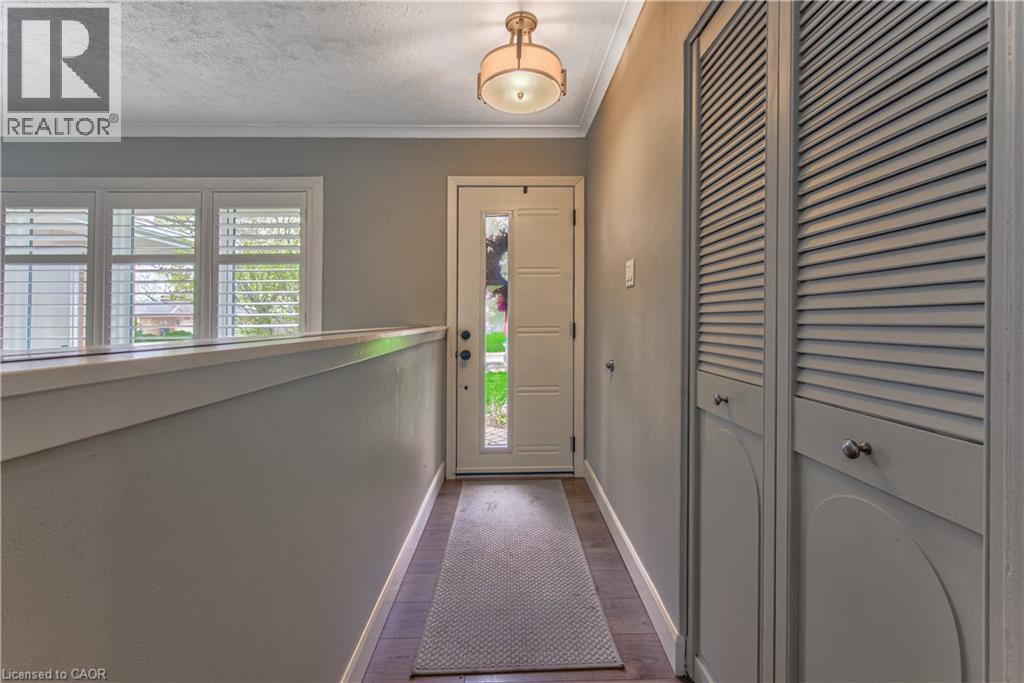 74 LEASIDE Place thumbnail 4