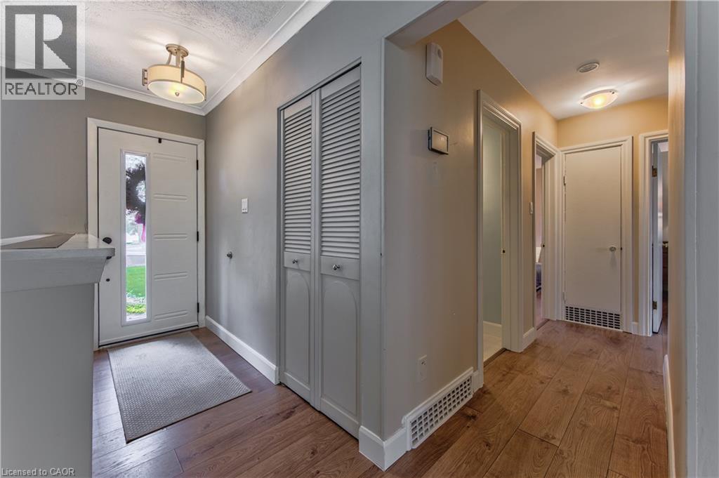 74 LEASIDE Place thumbnail 5