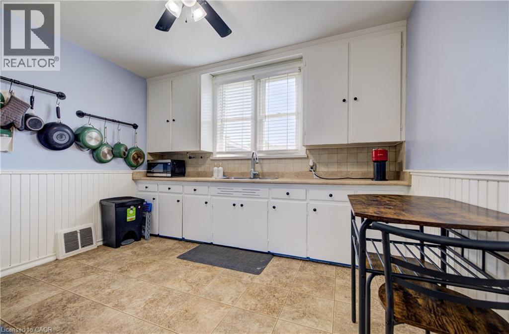 290 LANCASTER Street W thumbnail 15