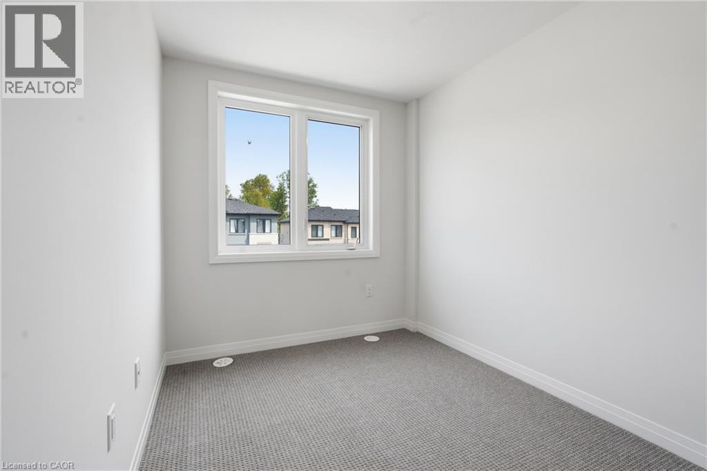 155 EQUESTRIAN Way Unit# 33 thumbnail 17