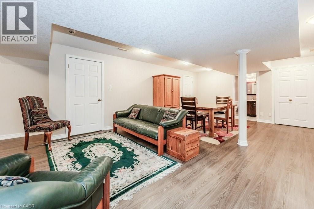 219 CORRIE Crescent thumbnail 33