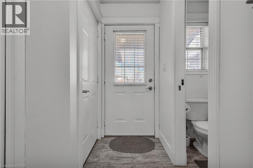 425 ERINBROOK Drive thumbnail 4