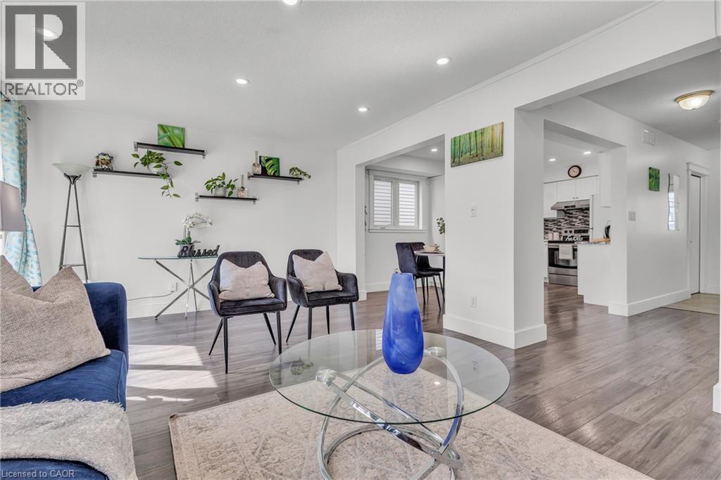 425 ERINBROOK Drive thumbnail 11