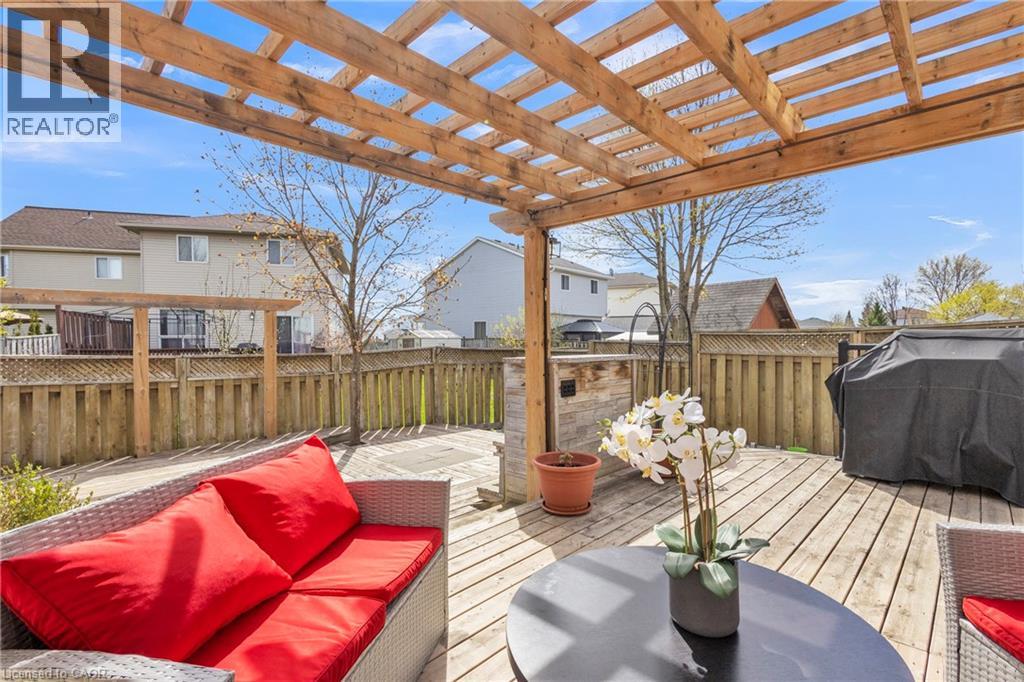 425 ERINBROOK Drive thumbnail 32