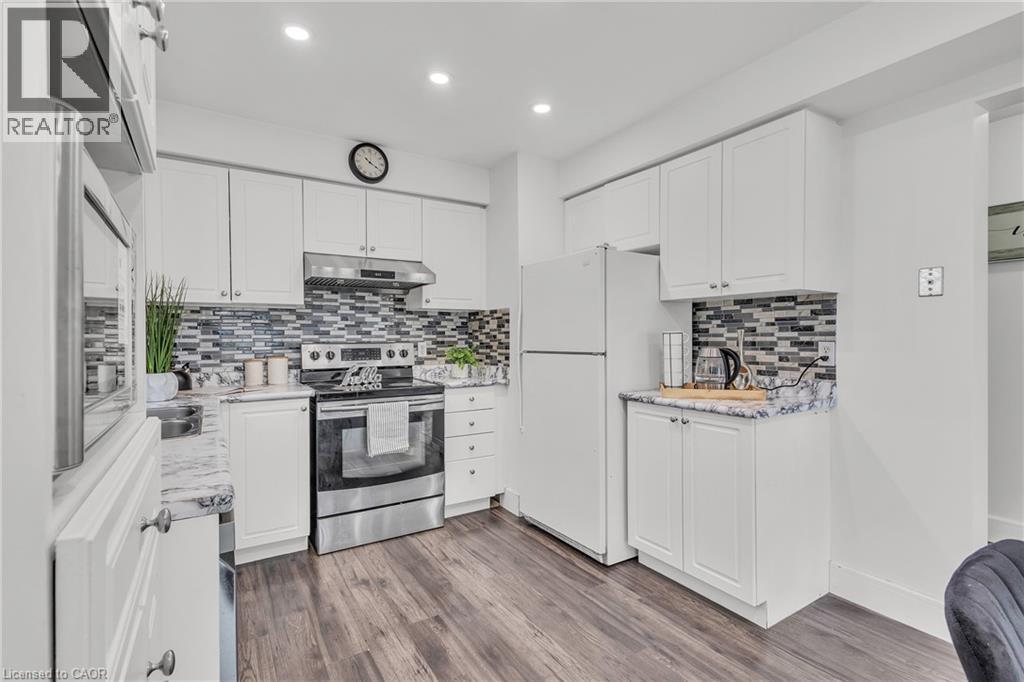 425 ERINBROOK Drive thumbnail 14