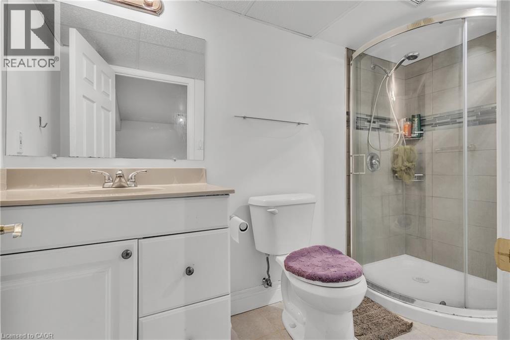 425 ERINBROOK Drive thumbnail 36
