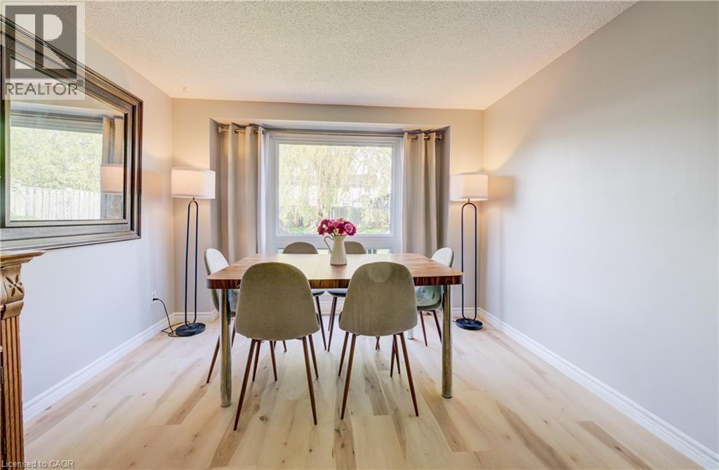 35 CAMROSE Court thumbnail 15