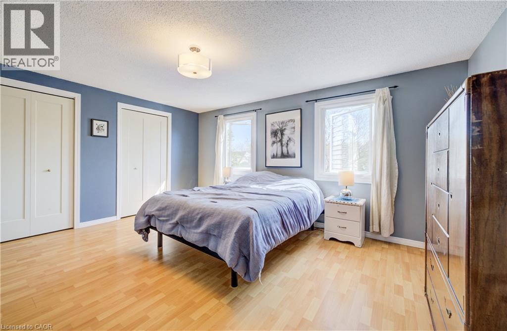 35 CAMROSE Court thumbnail 23