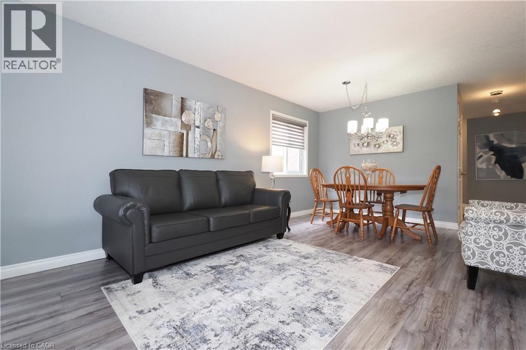 70 QUEEN CHARLOTTE Crescent thumbnail 14