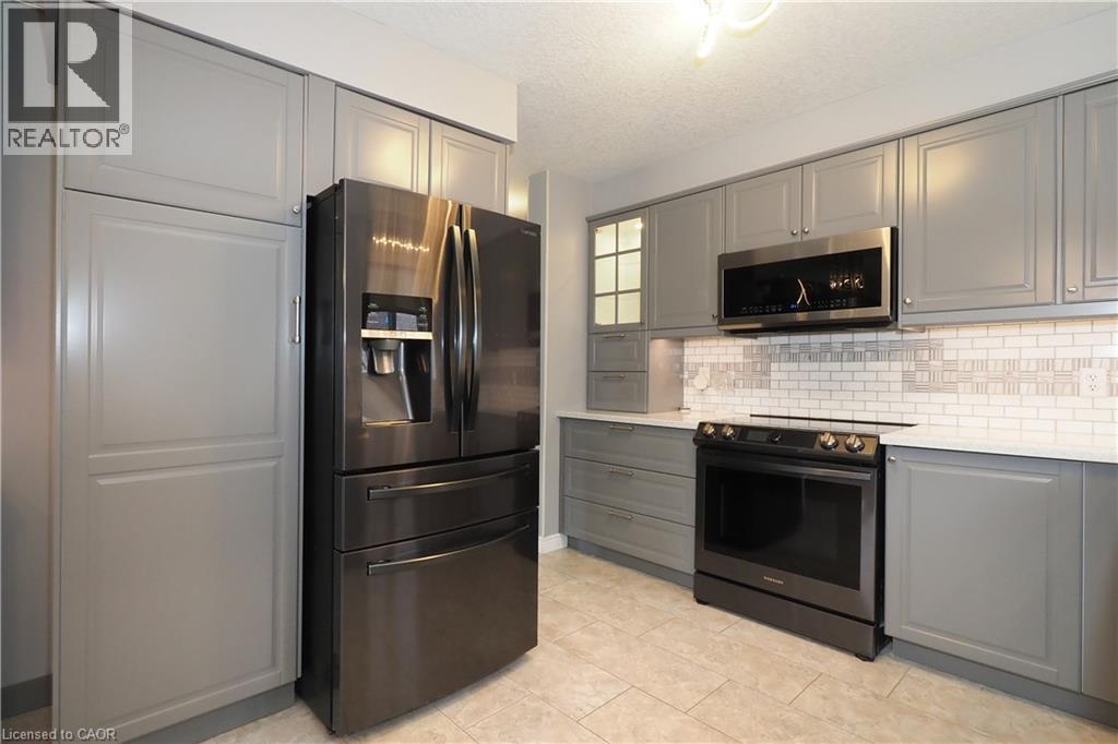 70 QUEEN CHARLOTTE Crescent thumbnail 19