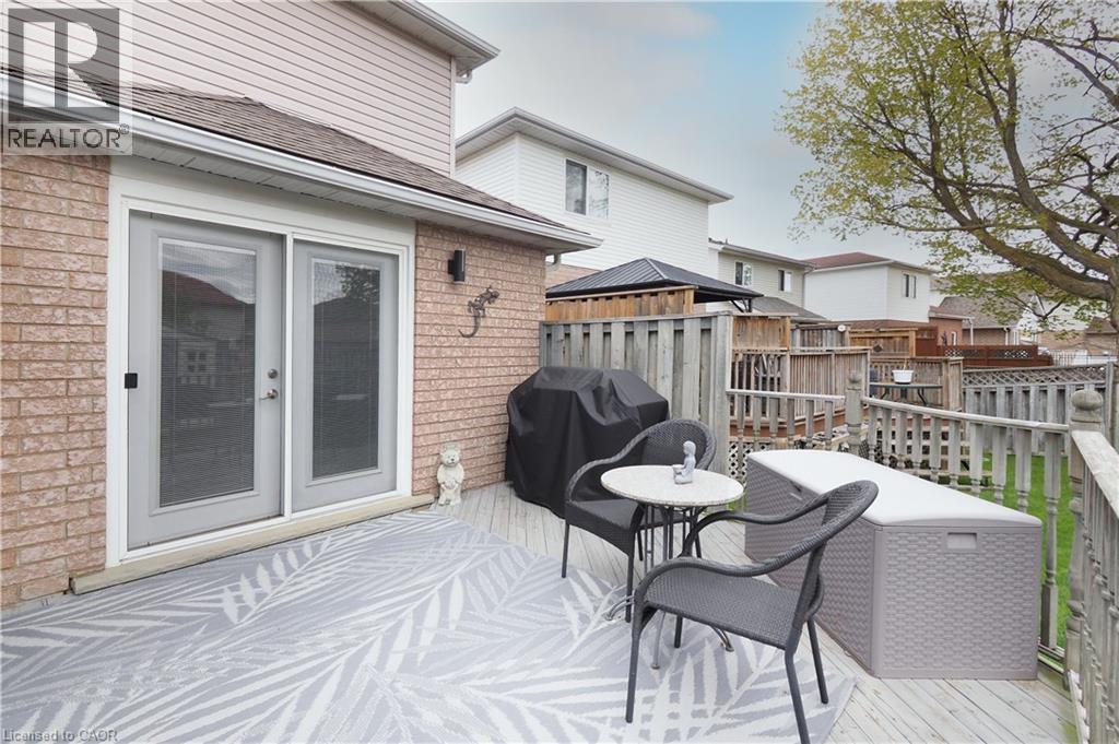 70 QUEEN CHARLOTTE Crescent thumbnail 46