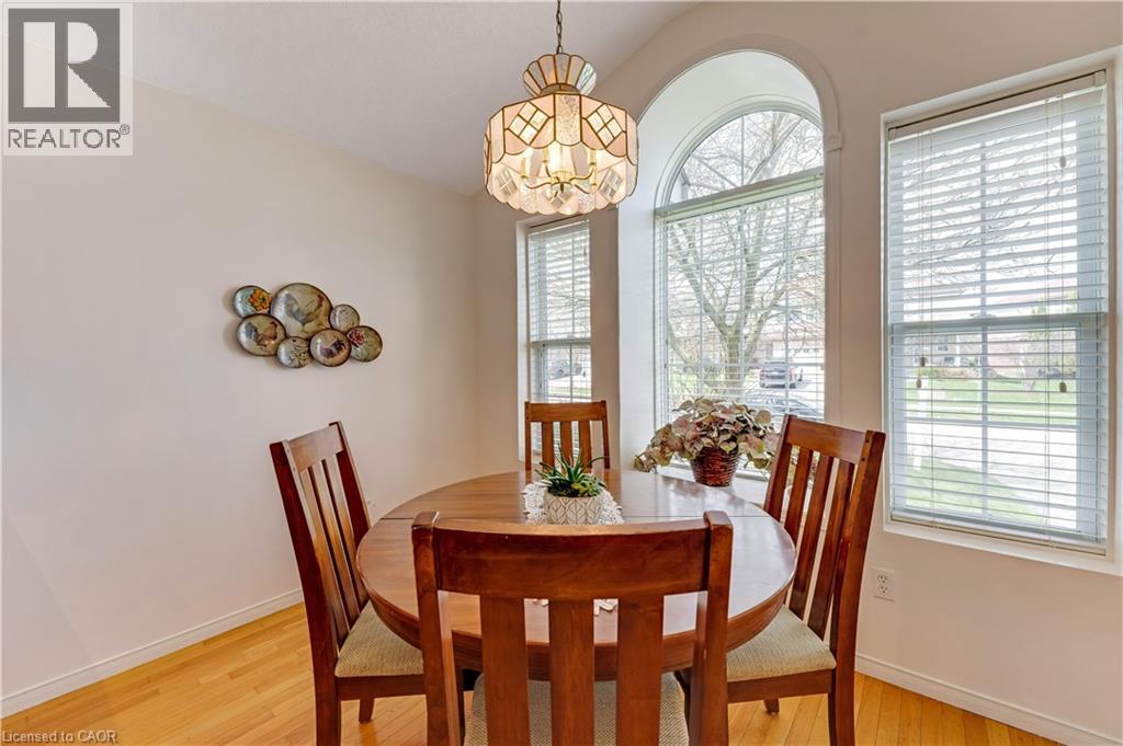 550 DANSBURY Drive thumbnail 9