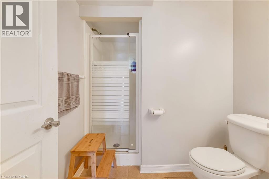 550 DANSBURY Drive thumbnail 31