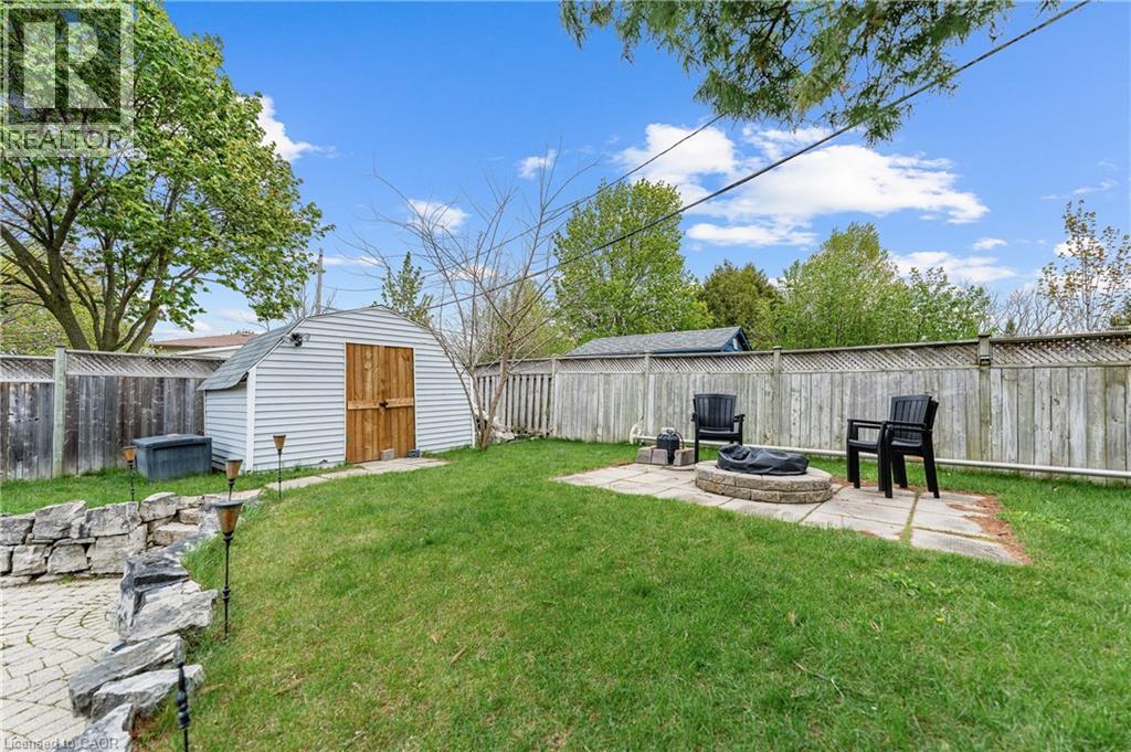 8 ESTHER Avenue thumbnail 44