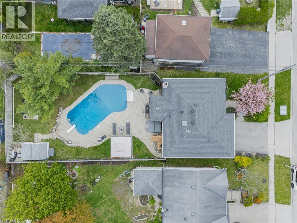 8 ESTHER Avenue thumbnail 49