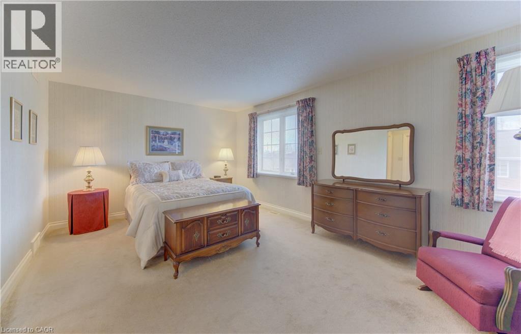 298 ROXTON Drive thumbnail 16