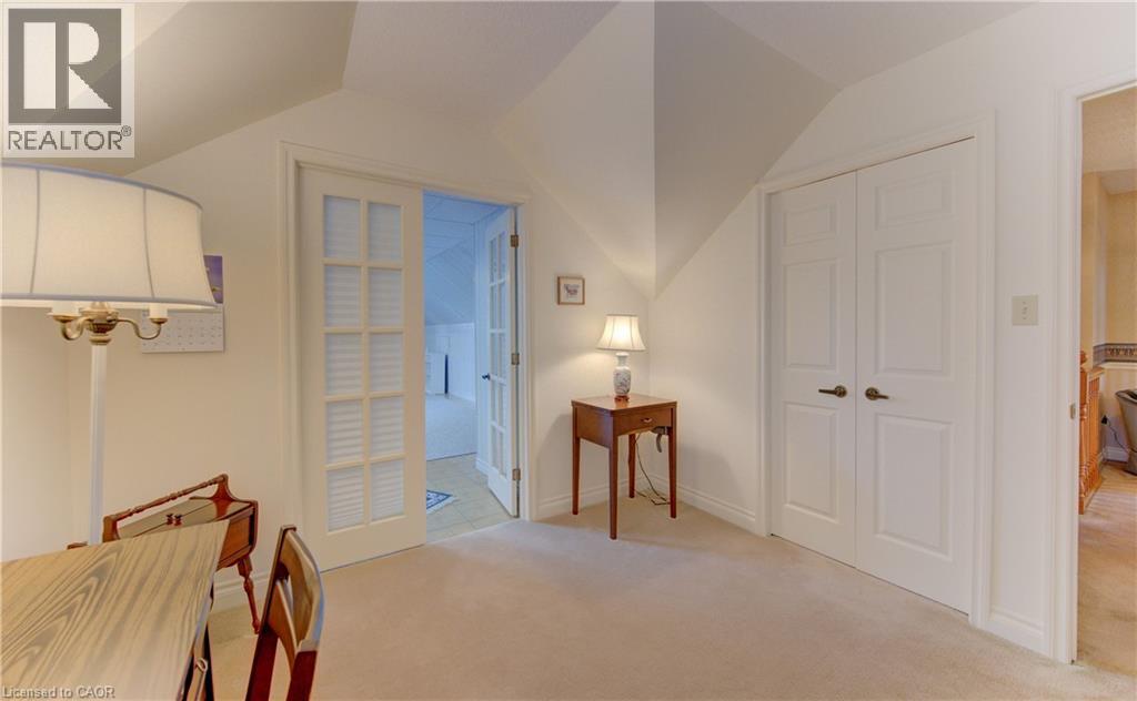 298 ROXTON Drive thumbnail 22