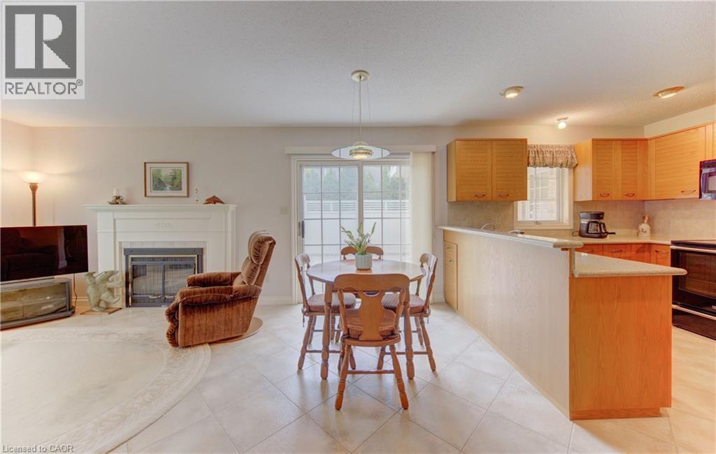 298 ROXTON Drive thumbnail 3