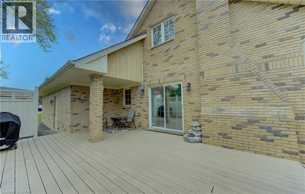 298 ROXTON Drive thumbnail 32