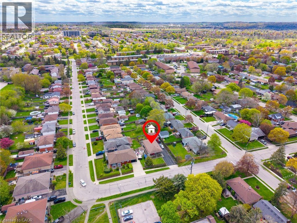 211 BALLANTYNE Avenue thumbnail 28