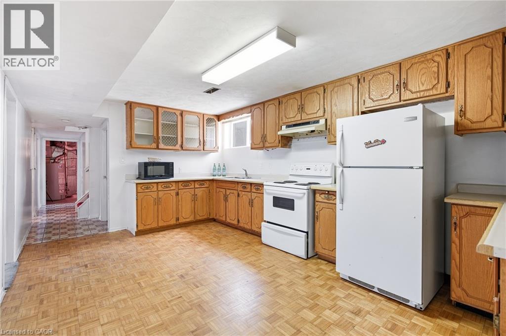 211 BALLANTYNE Avenue thumbnail 22