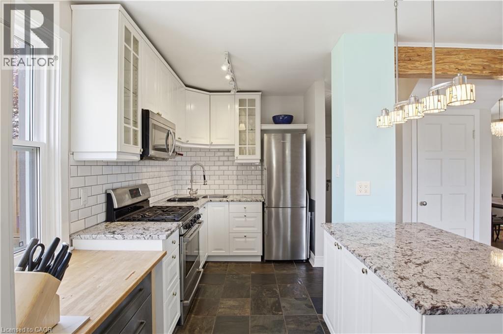 14 LORNE Crescent thumbnail 11