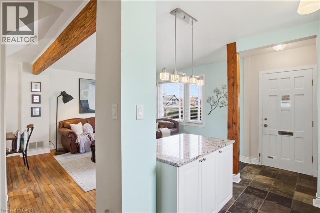 14 LORNE Crescent thumbnail 12