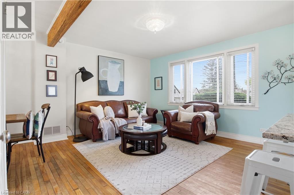 14 LORNE Crescent thumbnail 13