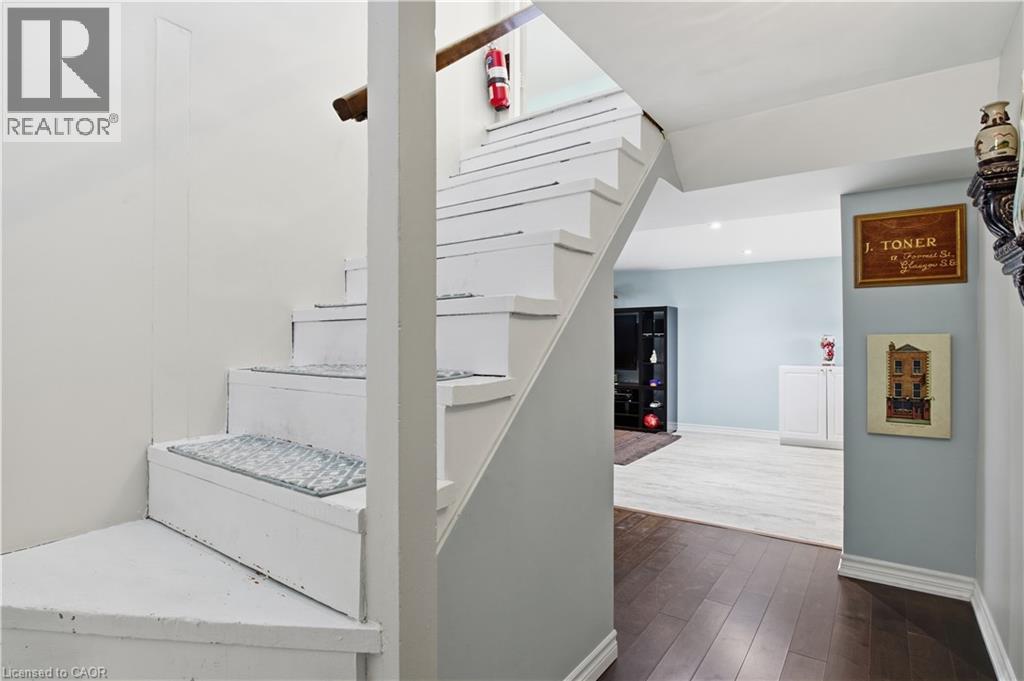 14 LORNE Crescent thumbnail 26