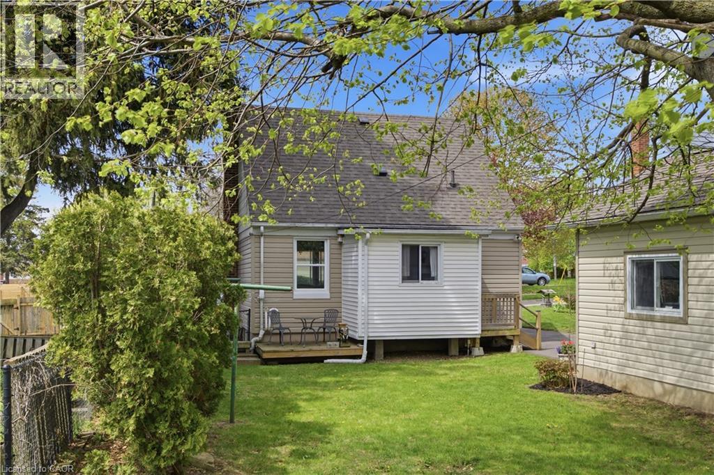 14 LORNE Crescent thumbnail 33