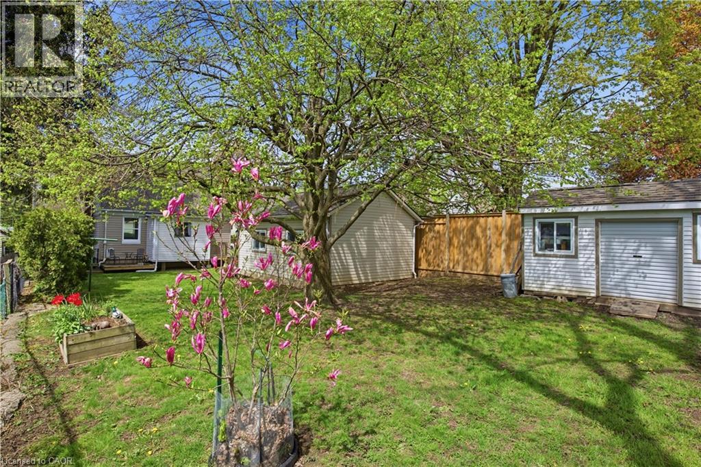14 LORNE Crescent thumbnail 35