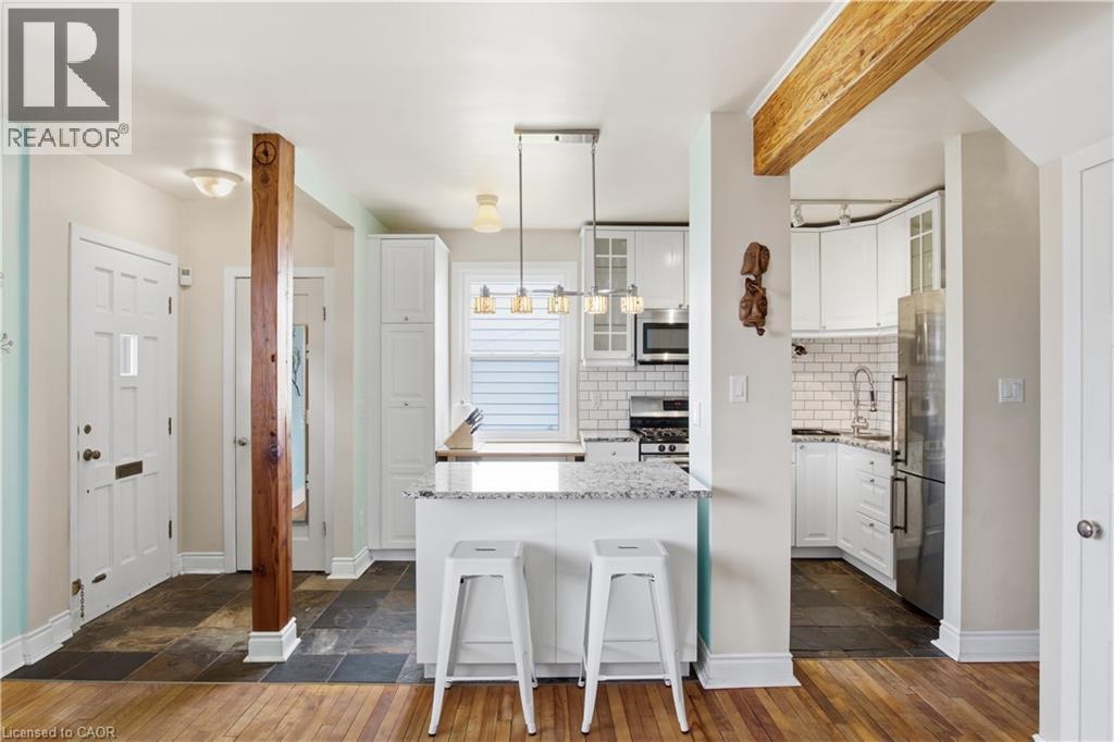 14 LORNE Crescent thumbnail 8