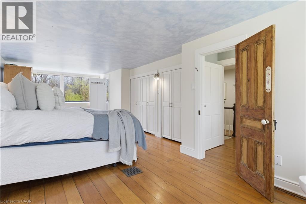 1462 BEKE Road thumbnail 29