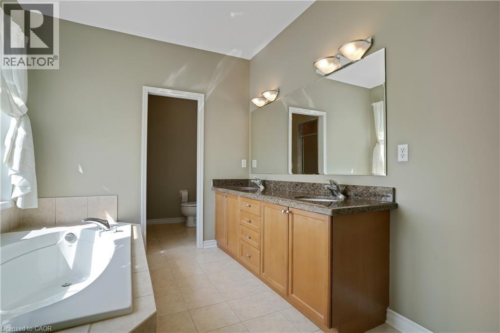 27 GLAZEBROOK Crescent thumbnail 26