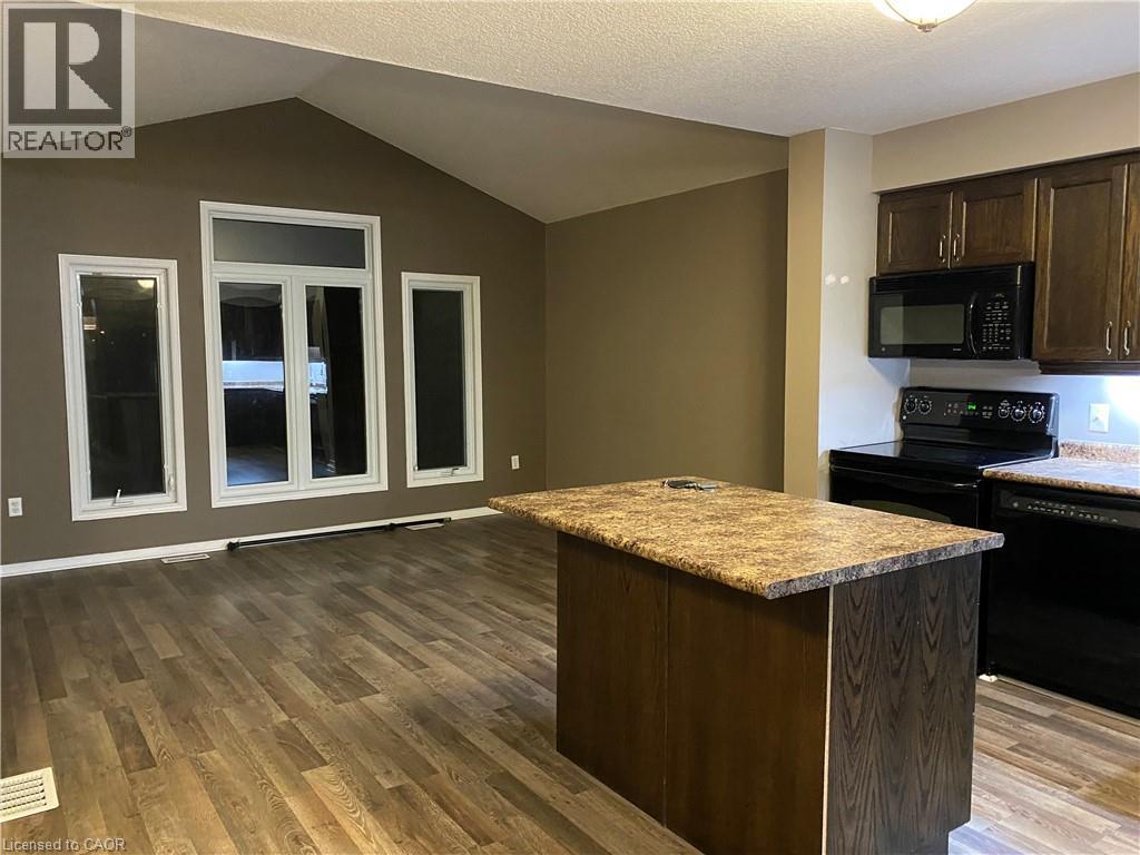 541 WILD IRIS Avenue thumbnail 5