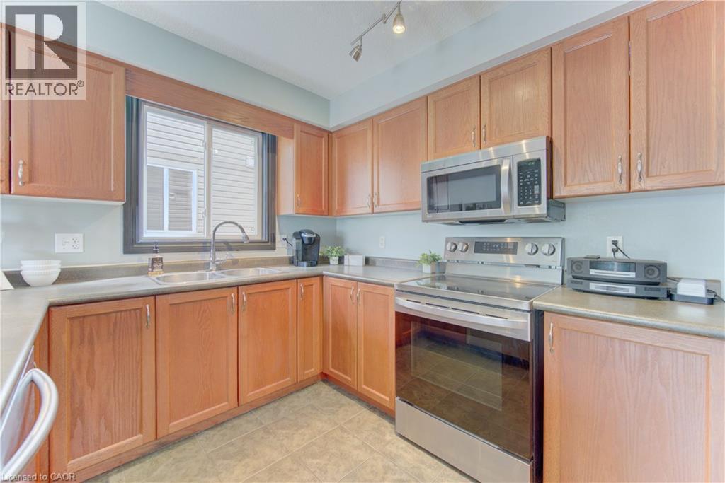 425 SAUVE Crescent thumbnail 15