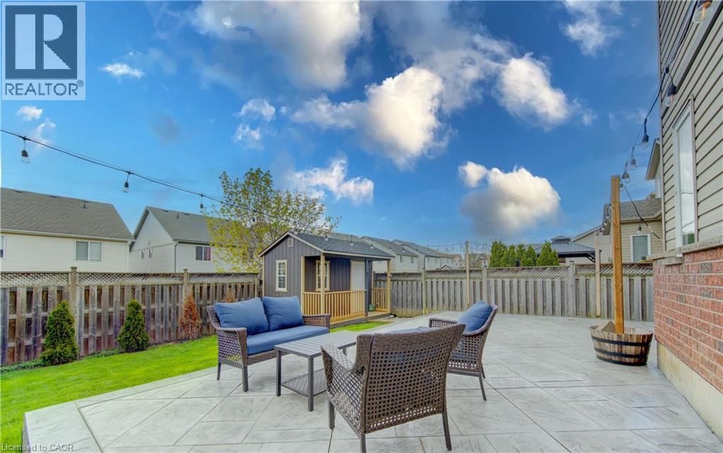 425 SAUVE Crescent thumbnail 40