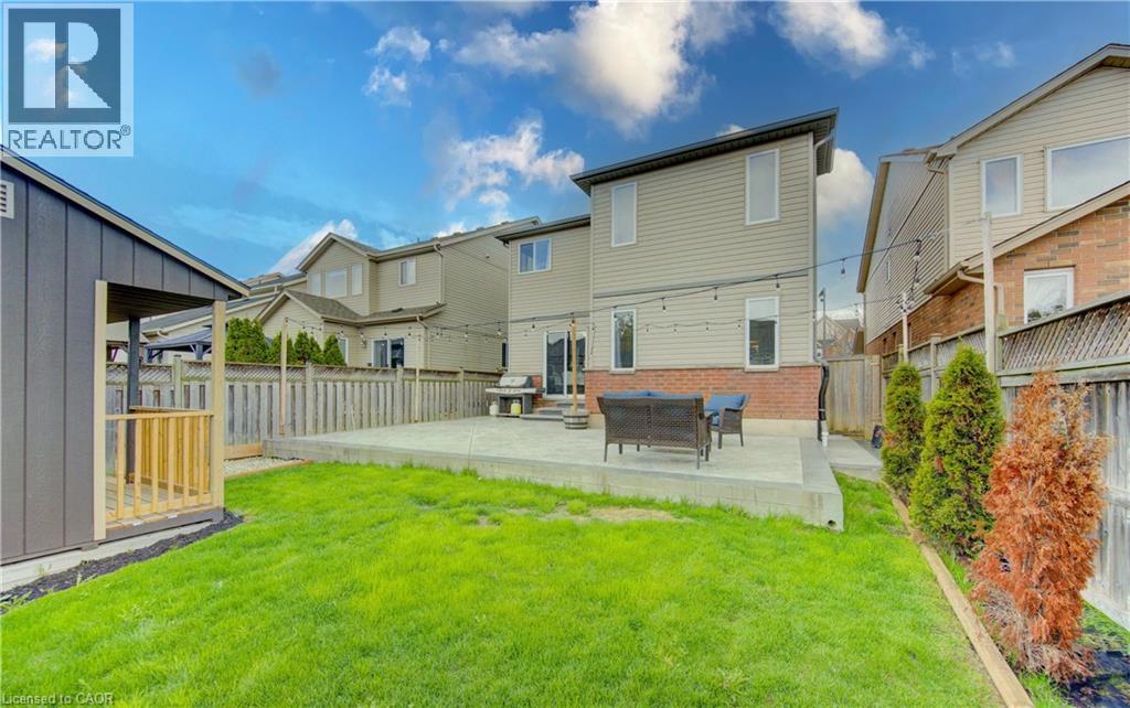 425 SAUVE Crescent thumbnail 43