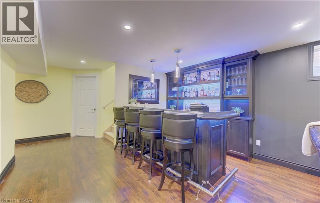 425 SAUVE Crescent thumbnail 36